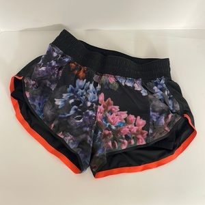 LuluLemon Speed Squad Shorts Black with Floral Compression liner